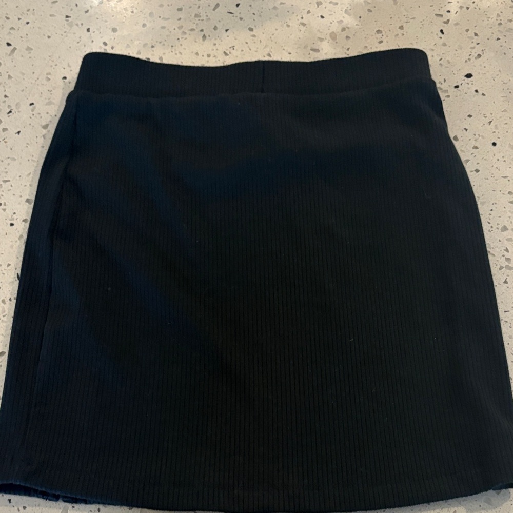 Ribbed Black Women's Mini Skirt - Picture 4 of 4